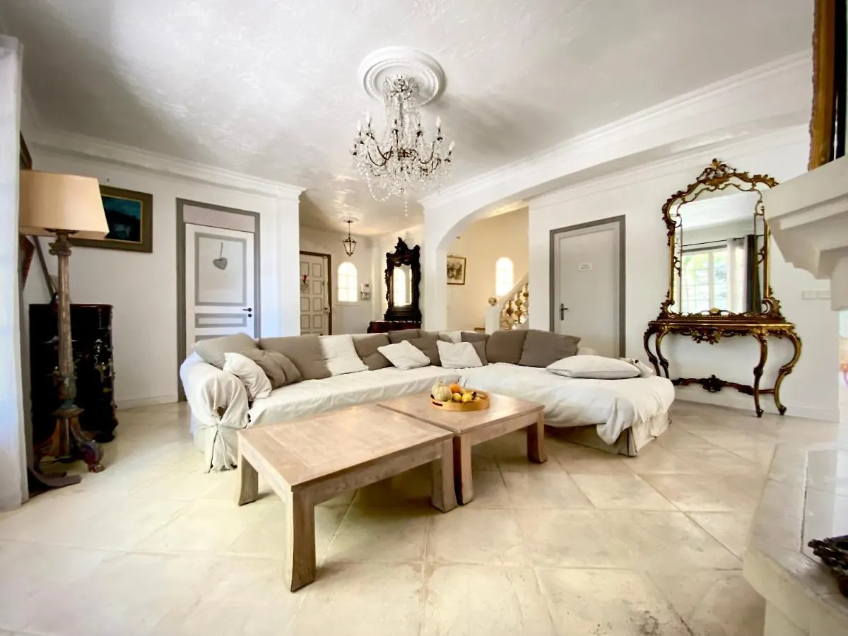 Villa Daurus ヴァロリス