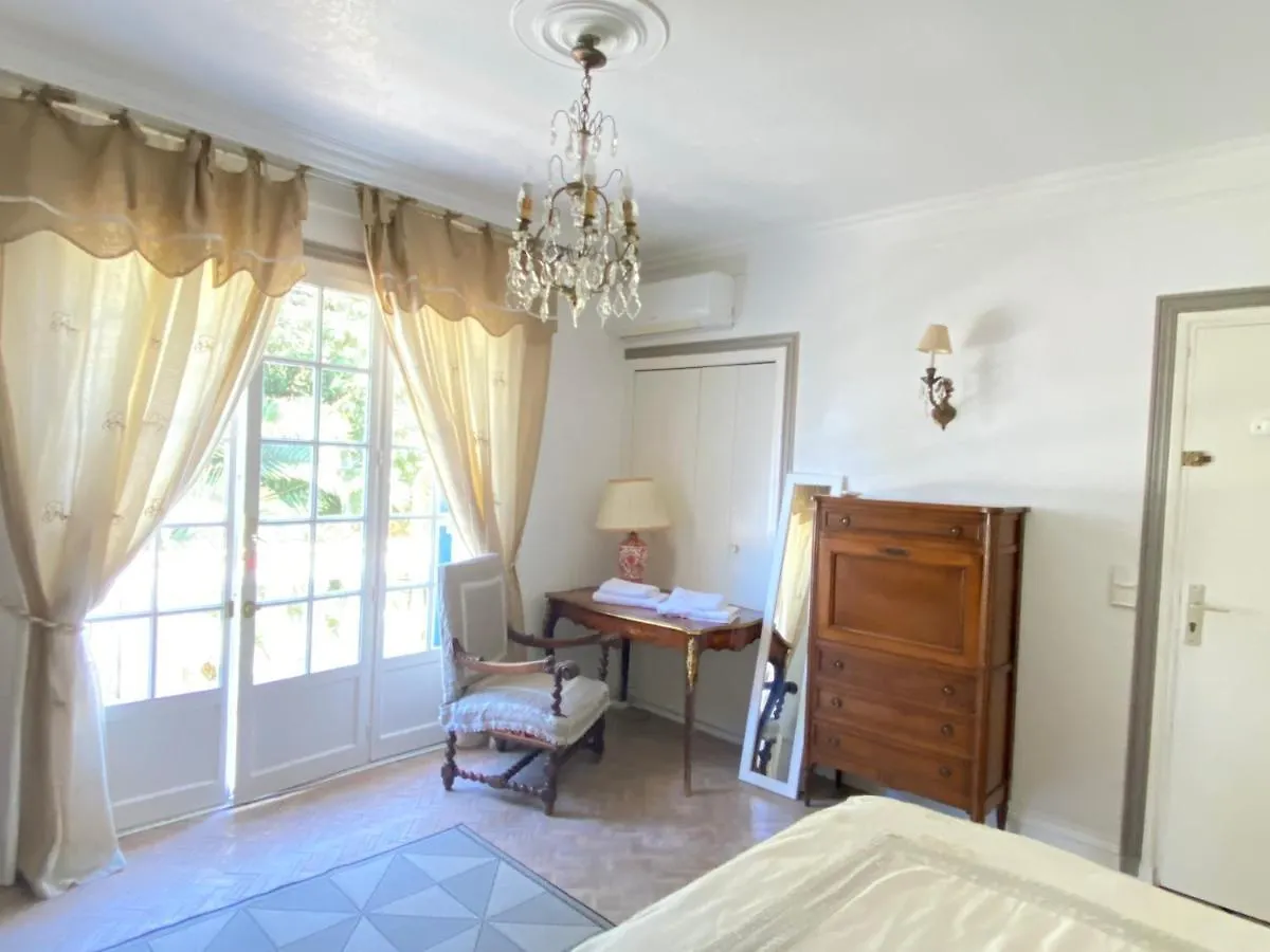 Villa Daurus ヴァロリス 0*,  フランス