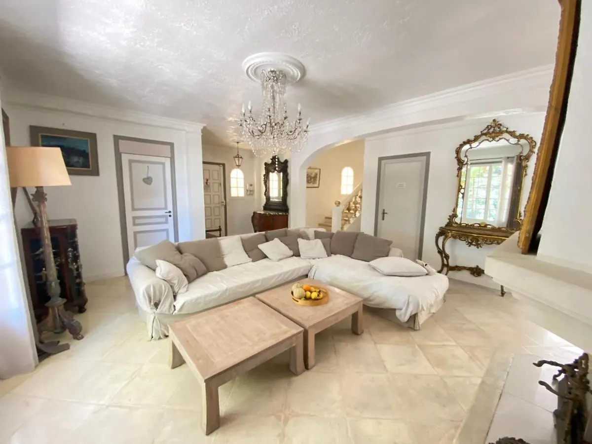 Villa Daurus ヴァロリス